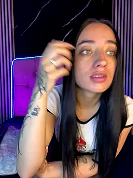 Snapshot of Ady_18 chatting on October 7, 3:42 pm Ady 18 online show from October 7, 3:42 pm