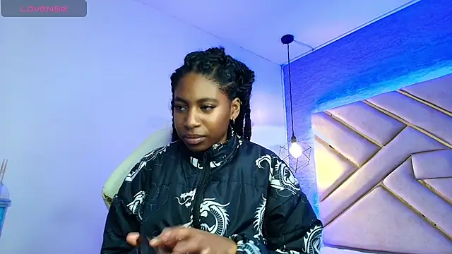 Queen perla  online show from March 20, 5:36 pm