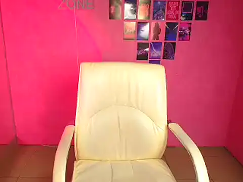 Lissmilf online show from May 9, 11:37 am