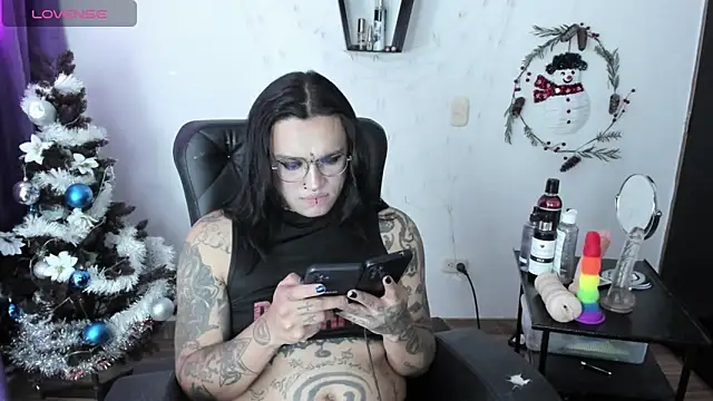 Goth ink online show from December 20, 9:28 pm