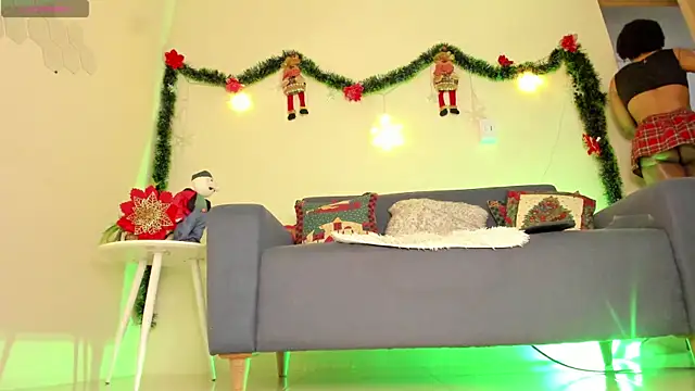 thais dreams online show from December 9, 12:19 pm