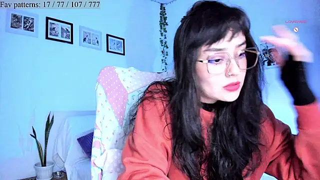 Conlosmichis online show from October 8, 11:35 pm