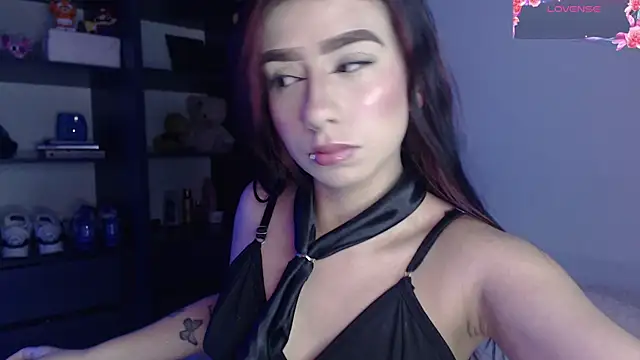 Snapshot of Your_rosalie chatting on October 25, 4:20 am Your rosalie online show from October 25, 4:20 am