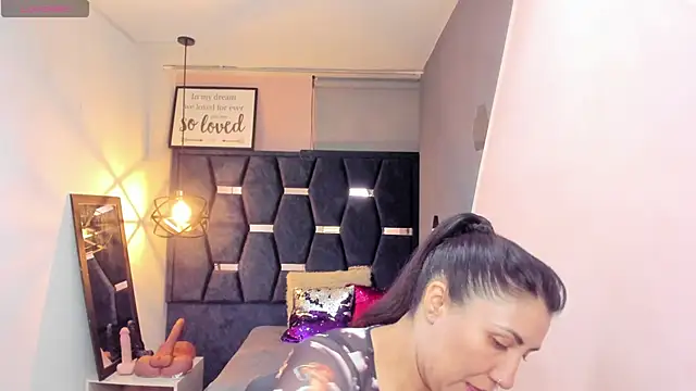 GiaFox  online show from October 10, 3:27 am