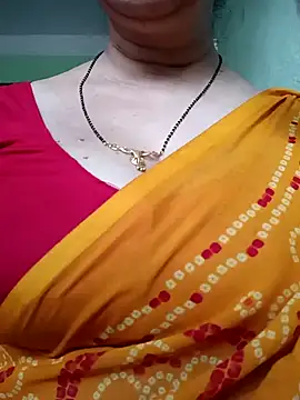 Snapshot of Rosy-B chatting on December 13, 9:57 am Rosy-B online show from December 13, 9:57 am