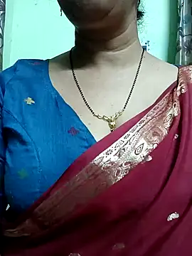 Snapshot of Rosy-B chatting on December 16, 12:59 am Rosy-B online show from December 16, 12:59 am