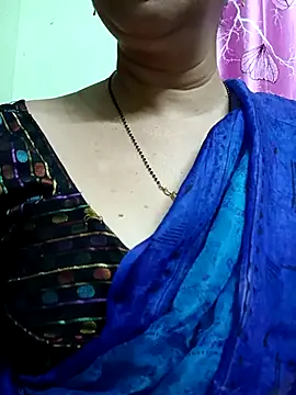 Snapshot of Rosy-B chatting on March 17, 9:45 pm Rosy-B online show from March 17, 9:45 pm