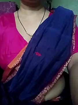 Snapshot of Rosy-B chatting on April 16, 12:22 am Rosy-B online show from April 16, 12:22 am