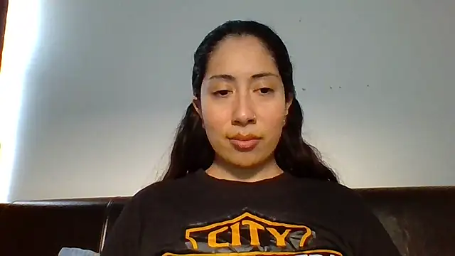 LorenaAnderson online show from February 18, 4:48 pm