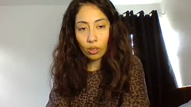 LorenaAnderson online show from February 21, 10:39 am