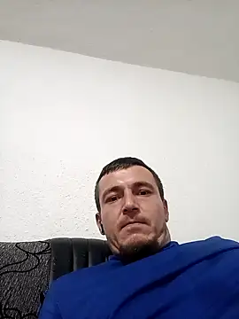 Snapshot of mayk18cm chatting on December 8, 11:35 am mayk18cm online show from December 8, 11:35 am