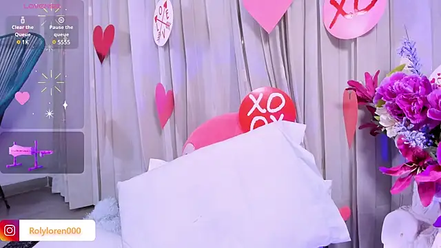 RolyLoren online show from February 11, 12:49 am