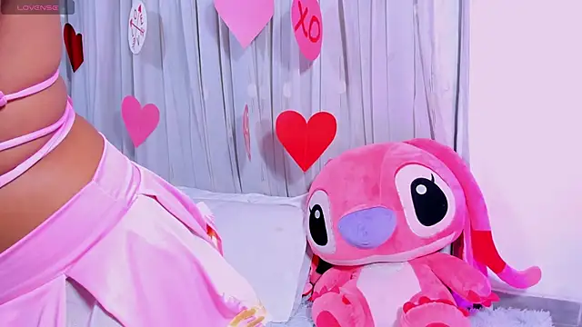 RolyLoren online show from March 1, 6:54 pm