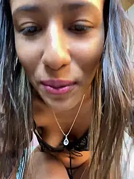 Snapshot of Valentinabaker chatting on January 10, 12:47 pm Valentinabaker online show from January 10, 12:47 pm