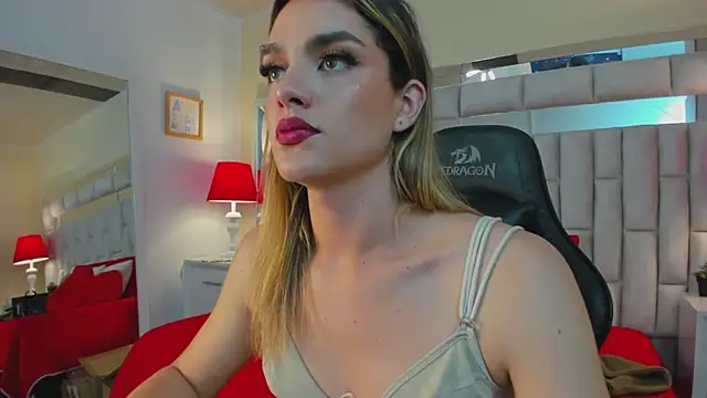 Snapshot of mariiahneedles chatting on January 6, 3:09 am mariiahneedles online show from January 6, 3:09 am