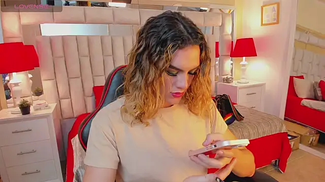 Snapshot of mariiahneedles chatting on January 17, 8:33 pm mariiahneedles online show from January 17, 8:33 pm