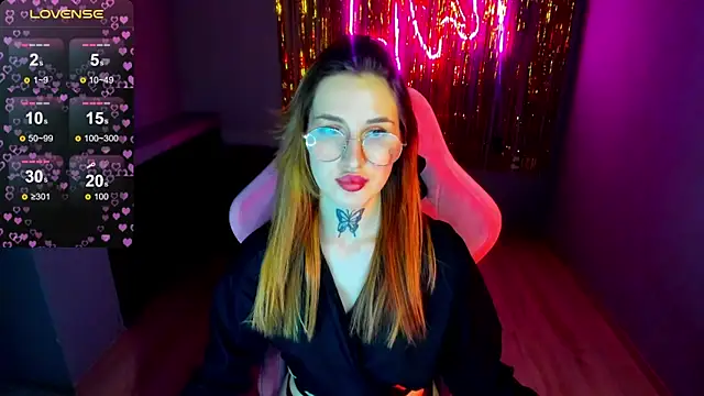 Snapshot of your_tora chatting on December 8, 7:32 pm your tora online show from December 8, 7:32 pm