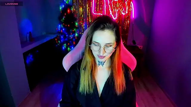 Snapshot of your_tora chatting on December 21, 11:45 pm your tora online show from December 21, 11:45 pm