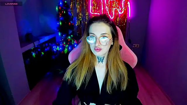 Snapshot of your_tora chatting on January 2, 10:26 am your tora online show from January 2, 10:26 am