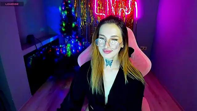 Snapshot of your_tora chatting on January 2, 1:30 pm your tora online show from January 2, 1:30 pm