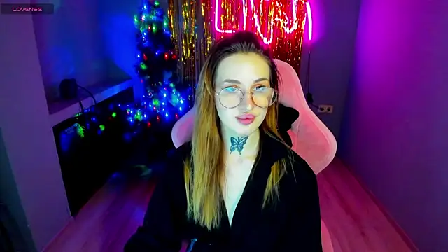 Snapshot of your_tora chatting on January 3, 11:25 am your tora online show from January 3, 11:25 am