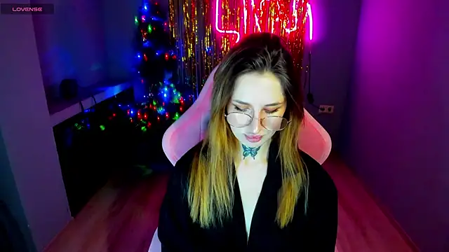 Snapshot of your_tora chatting on January 4, 10:05 am your tora online show from January 4, 10:05 am