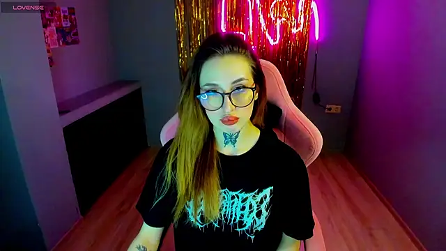 Snapshot of your_tora chatting on February 23, 6:34 pm your tora online show from February 23, 6:34 pm