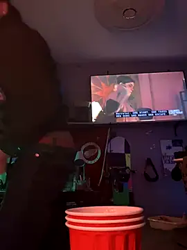 traejddd online show from September 20, 11:28 pm