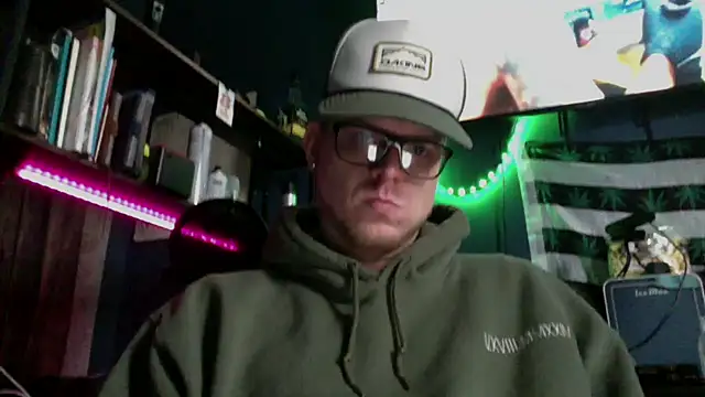 traejddd online show from March 21, 3:48 pm