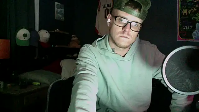 traejddd online show from March 22, 5:44 am