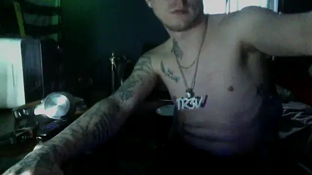 traejddd online show from March 31, 1:22 pm