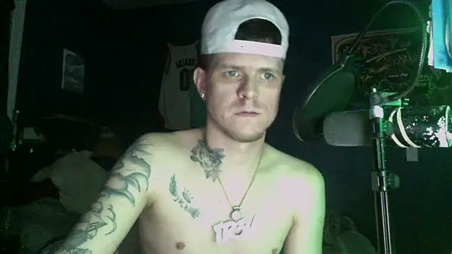 traejddd online show from April 3, 6:00 am