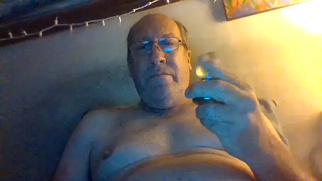 hornyrich69 online show from February 17, 7:05 am