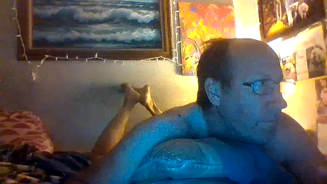 hornyrich69 online show from February 26, 3:05 am