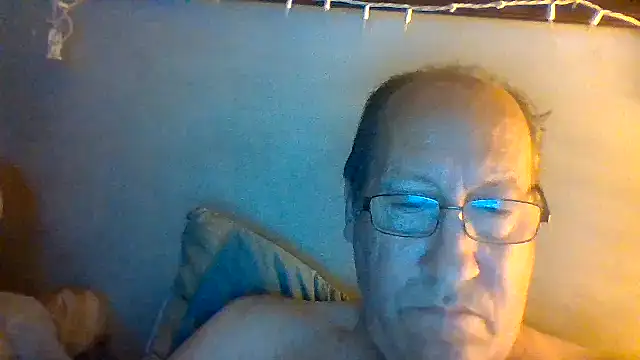 hornyrich69 online show from February 28, 4:57 am