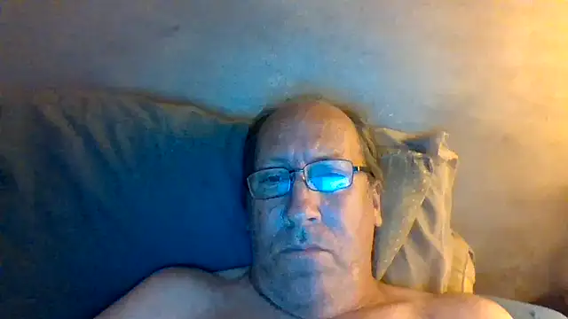 hornyrich69 online show from May 14, 5:25 am