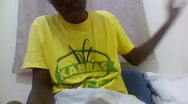 Snapshot of Ebony_maffin chatting on February 13, 7:31 pm Ebony maffin online show from February 13, 7:31 pm