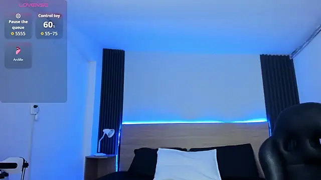 Snapshot of Chiqui_milk_ chatting on October 13, 6:52 pm Chiqui milk online show from October 13, 6:52 pm