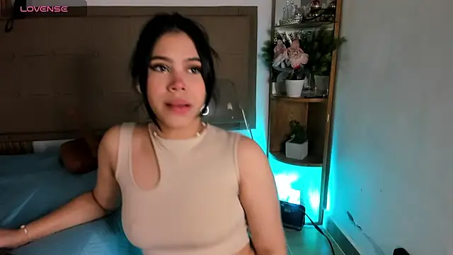 Natasha  Sccott online show from January 15, 6:08 pm