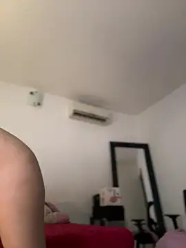 Hips hannah online show from March 8, 7:09 pm