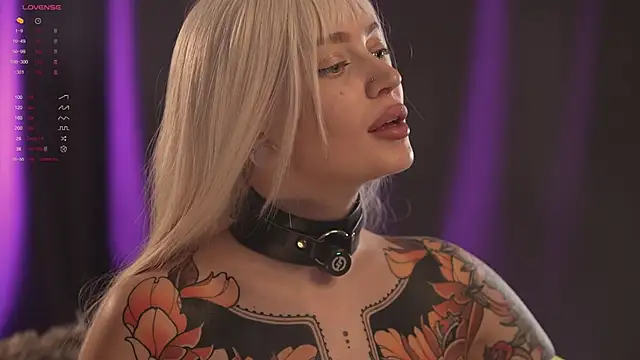 LinaKinky online show from March 14, 1:57 pm