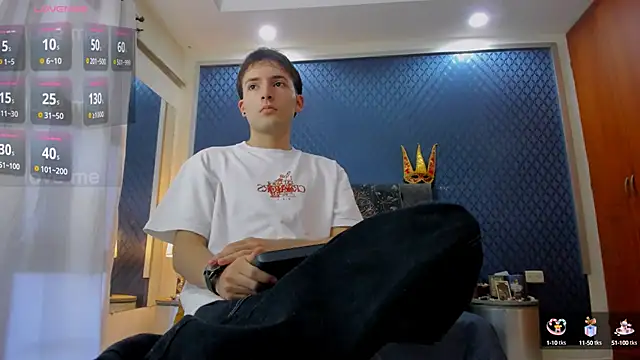 Snapshot of bower_and_colucci chatting on January 30, 1:53 pm bower and colucci online show from January 30, 1:53 pm