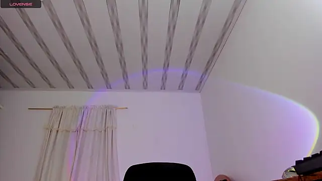 Snapshot of bower_and_colucci chatting on March 5, 4:13 am bower and colucci online show from March 5, 4:13 am