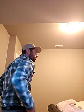 Snapshot of JeepinAround chatting on October 2, 11:45 pm JeepinAround online show from October 2, 11:45 pm