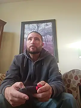 Snapshot of JeepinAround chatting on December 18, 5:19 pm JeepinAround online show from December 18, 5:19 pm