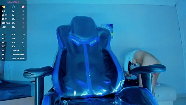 Lissalittlee online show from January 12, 8:03 pm