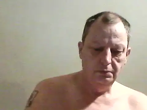 chubbybear2cum online show from January 6, 10:37 pm