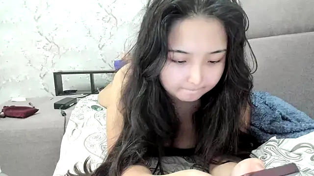 Snapshot of cutie_mio chatting on September 10, 11:32 am cutie mio online show from September 10, 11:32 am