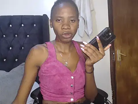 Sexyprecious01 online show from September 27, 2:22 pm