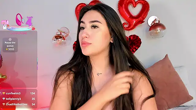 Snapshot of AlissPrince chatting on February 14, 4:52 pm AlissPrince online show from February 14, 4:52 pm